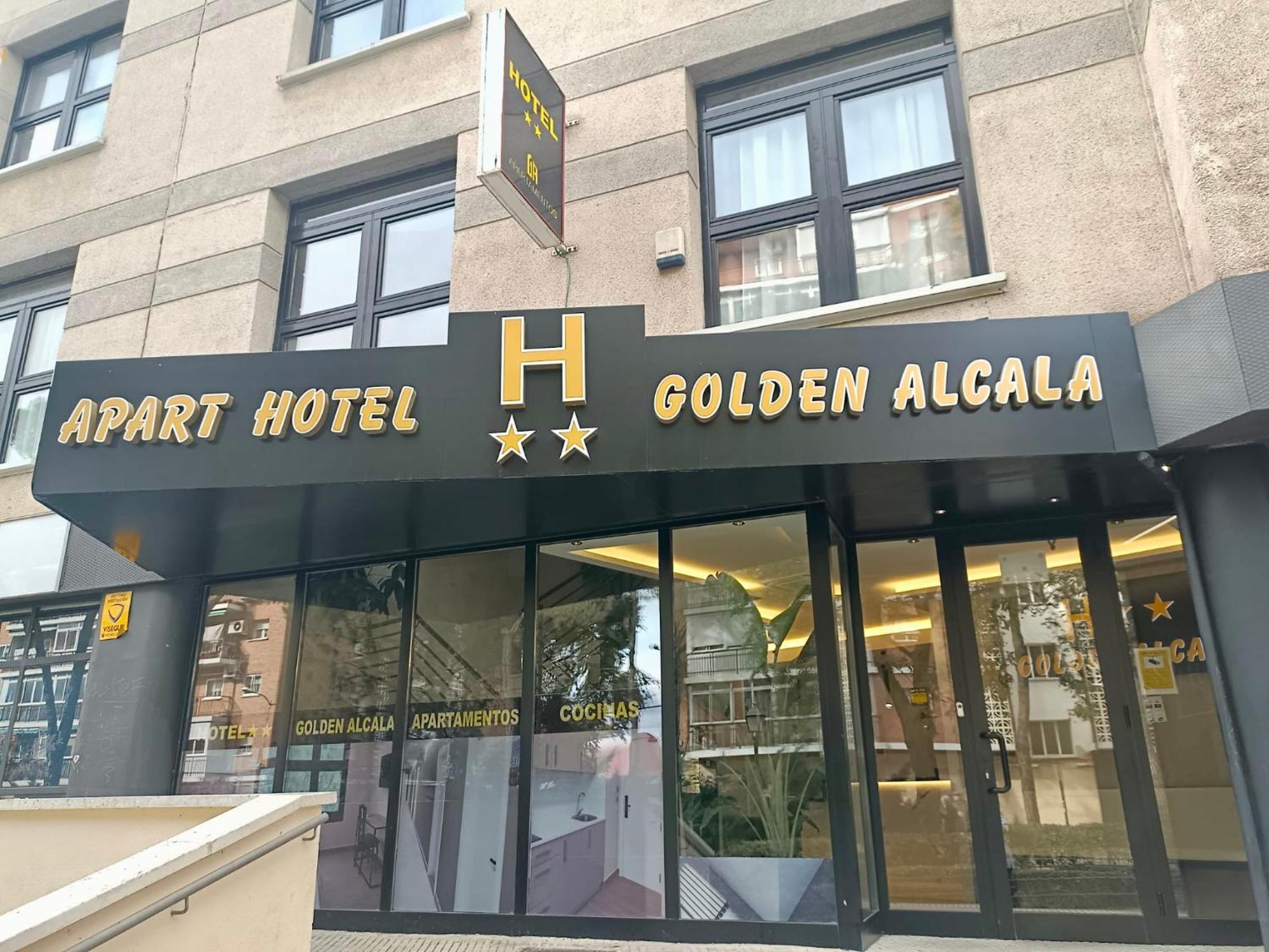 Apartahotel Golden Alcala 阿尔卡拉德荷那利斯 外观 照片